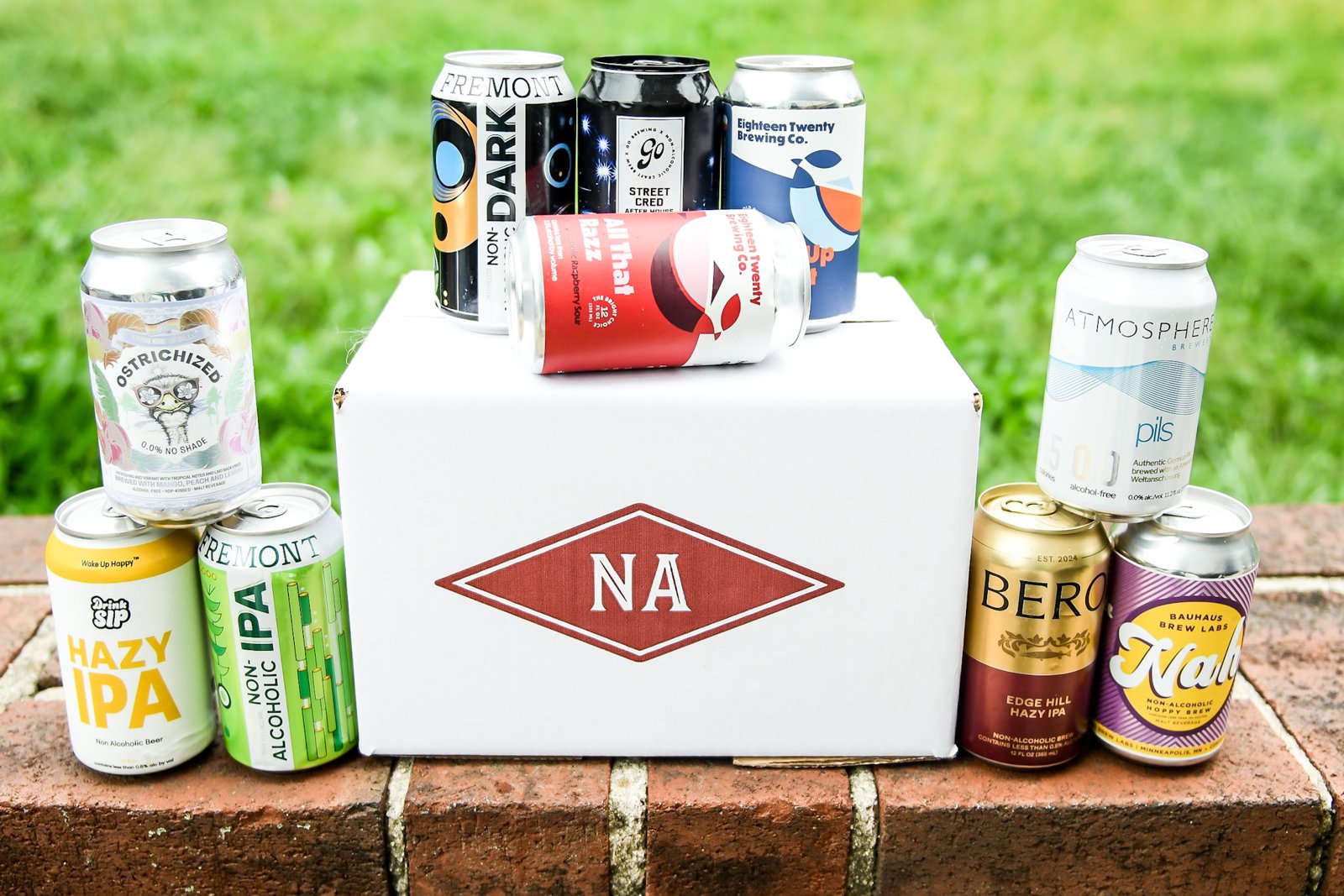 NA Beer Club gift box with 10 non-alcoholic craft beers in five pairs